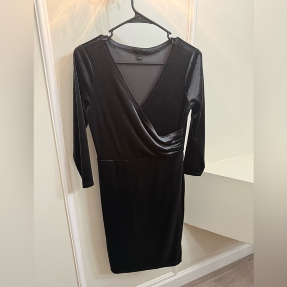 Ann Taylor Black Long Sleeve Dress
